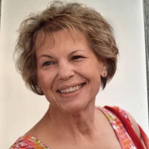 Sitter Profile Image: Sandra H.