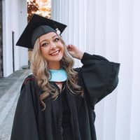 Sitter Profile Image: Autumn P.