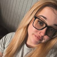 Sitter Profile Image: Courtney L.