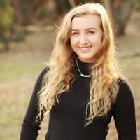 Sitter Profile Image: Alyssa H.