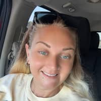 Sitter Profile Image: Anna R.