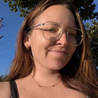 Sitter Profile Image: Katie L.