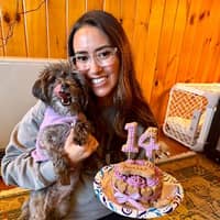 Sitter Profile Image: Lindsey C.