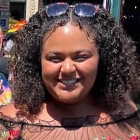 Sitter Profile Image: Arianna S.