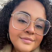 Sitter Profile Image: Arianna S.