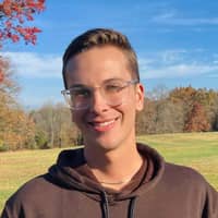 Sitter Profile Image: Ryan H.