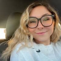 Sitter Profile Image: Shay S.