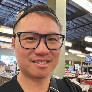 Sitter Profile Image: Anton U.