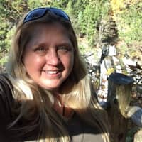 Sitter Profile Image: Linda S.