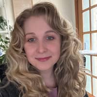 Sitter Profile Image: Caroline R.