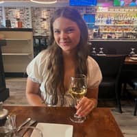 Sitter Profile Image: Caitlyn L.