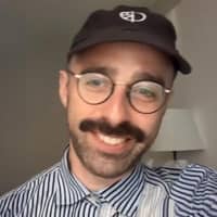 Sitter Profile Image: Aaron W.