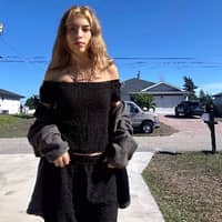 Sitter Profile Image: Rosa Elena M.