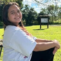 Sitter Profile Image: Aracely C.