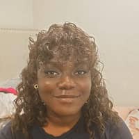 Sitter Profile Image: Aderonke O.