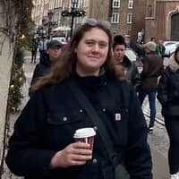 Sitter Profile Image: Julia C.