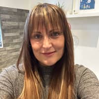 Sitter Profile Image: Lisa H.