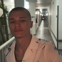 Sitter Profile Image: Lee B.