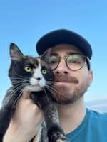 Sitter Profile Image: Luis O.