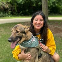 Sitter Profile Image: Mia O.