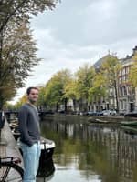 Sitter Profile Image: Peyton H.