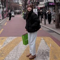 Sitter Profile Image: Long Yu S.