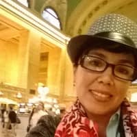 Sitter Profile Image: Neyda D.