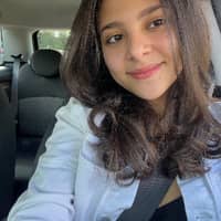 Sitter Profile Image: Ana Luiza V.