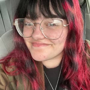 Sitter Profile Image: Ivy F.