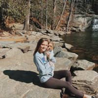 Sitter Profile Image: Shelby S.