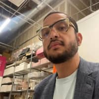 Sitter Profile Image: Manuel Rojas M.
