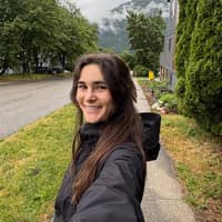 Sitter Profile Image: Samantha F.