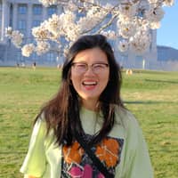 Sitter Profile Image: Xue G.