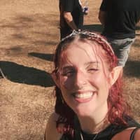 Sitter Profile Image: Francesca J.