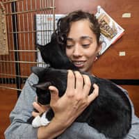 Sitter Profile Image: Sierra V.