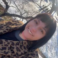 Sitter Profile Image: madeline w.