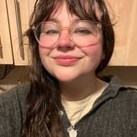 Sitter Profile Image: Rowen B.