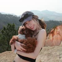 Sitter Profile Image: Sze Ching T.