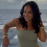 Sitter Profile Image: Marangelie O.