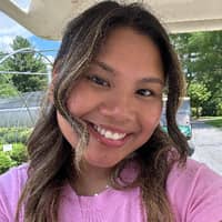 Sitter Profile Image: Anita H.