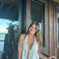 Sitter Profile Image: Kristina T.