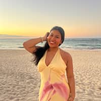 Sitter Profile Image: Mariana G.