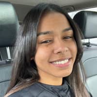 Sitter Profile Image: Selena R.