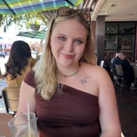 Sitter Profile Image: Nicole R.