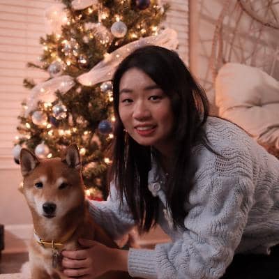 Sitter Profile Image: Jing F.
