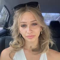 Sitter Profile Image: Madison R.