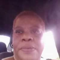 Sitter Profile Image: Pamela R.