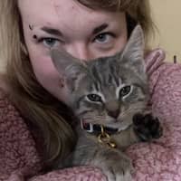 Sitter Profile Image: Juno K.