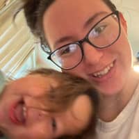 Sitter Profile Image: Leah D.