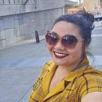 Sitter Profile Image: Erineya Z.